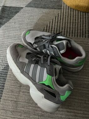 adidas Kids Gray Sneakers with Green Accents